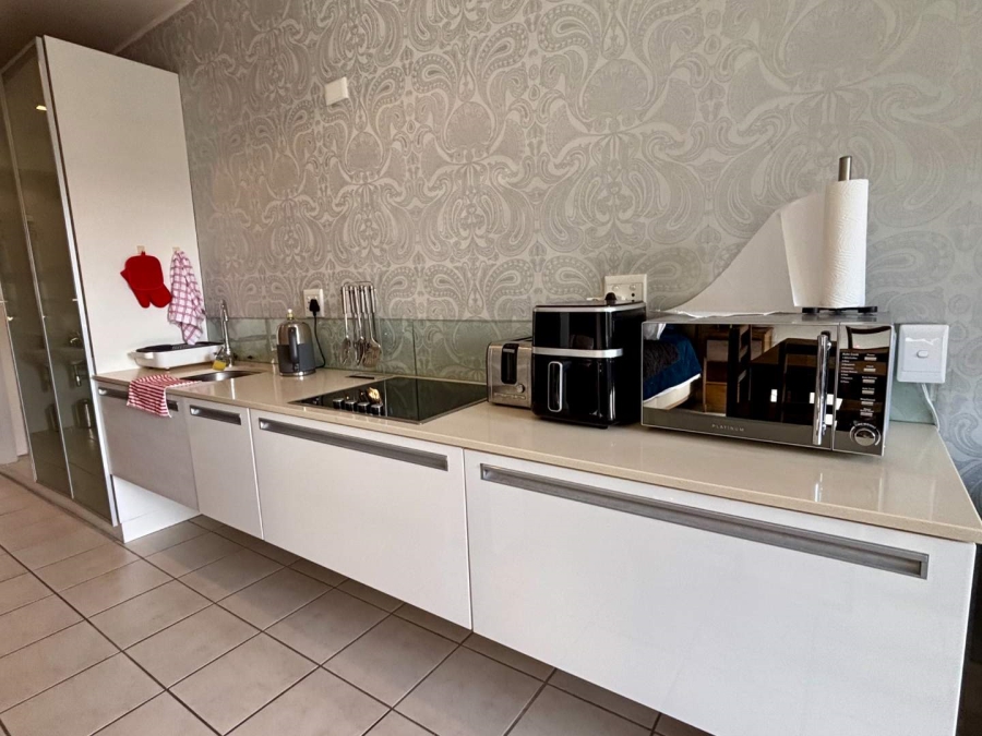 To Let 0 Bedroom Property for Rent in Tamboerskloof Western Cape